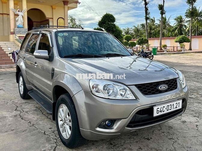 Ford Escape 2013 - 130000 km
