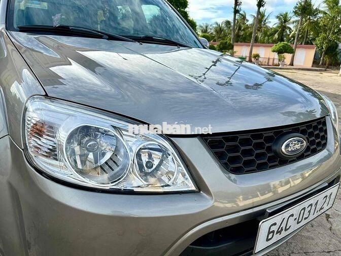 Ford Escape 2013 - 130000 km