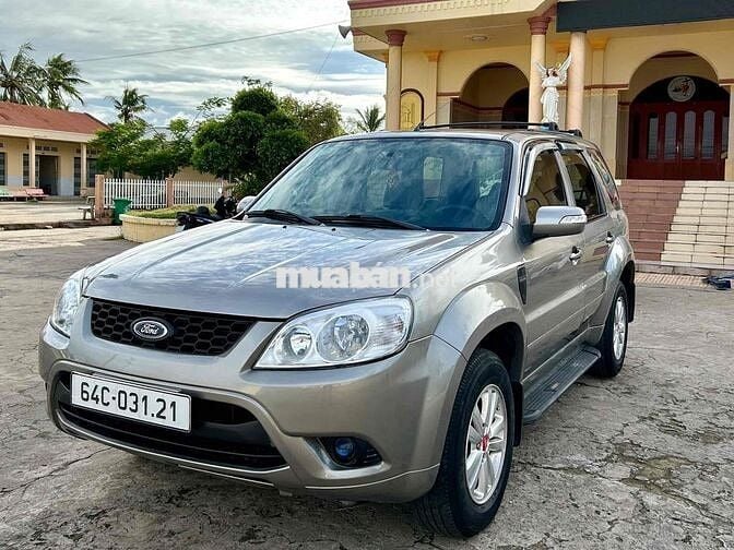 Ford Escape 2013 - 130000 km