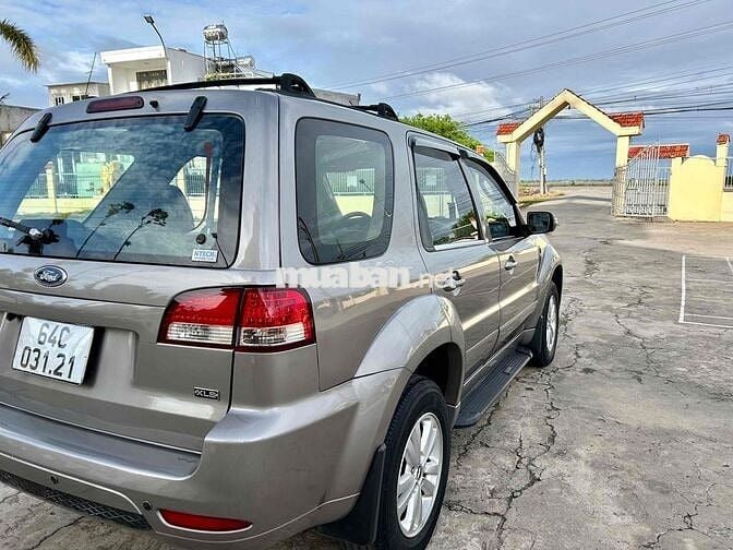 Ford Escape 2013 - 130000 km
