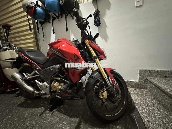 Mô tô CBF190R Honda biển 34 (9 chủ còn TL) đi 1700