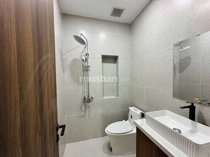 Nhà mới 3 tầng - ô tô đỗ cửa - Đường Ngô Đức Kế - Bình Thạnh - 2,310tỷ