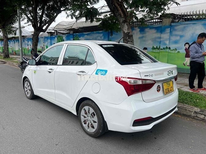 Hyundai Grand i10 2020 Sedan 1.2 MT - 122000 km
