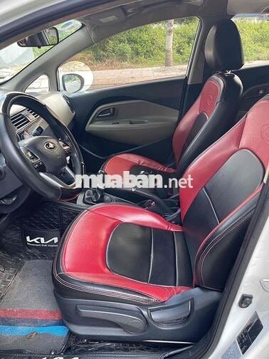 Kia Rio 2015 1.4 MT Sedan - 80000 km