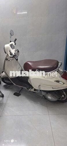 Cần bán xe vespa 2016