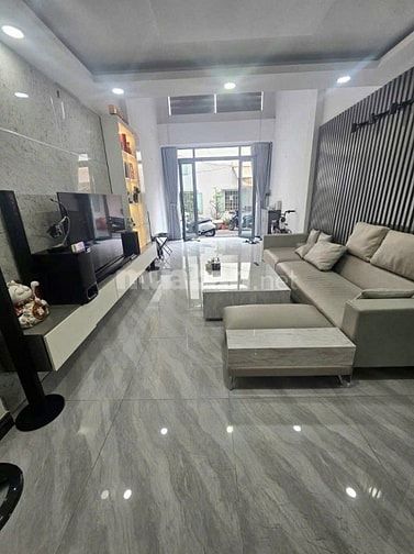 Bán nhà quận Phú Nhuận-Đường Nguyễn Đình Chính - Nằm giao Mai Văn Ngọc