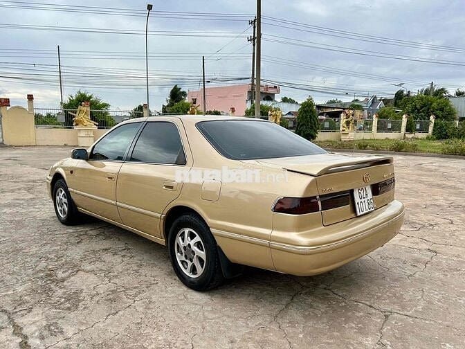 Toyota Camry 1997 xe đẹp