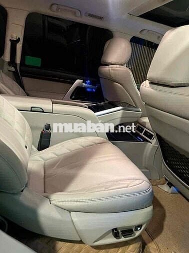Toyota Land Cruiser 2020 4.6 V8 - 96000 km