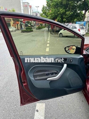Ford Fiesta 2012 1.6 AT Hatchback, đẹp