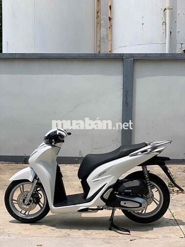 Hết tiền cần bán sh 160i cbs đk 2/2025 odo 840km