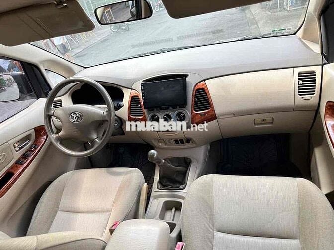 Toyota Innova 2008 G - 270000 km
