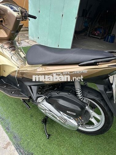 Honda Air Blade 125 ( góp cần cccd không nợ xấu )
