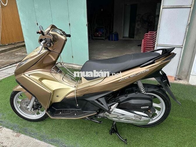 Honda Air Blade 125 ( góp cần cccd không nợ xấu )