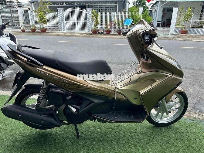 Honda Air Blade 125 ( góp cần cccd không nợ xấu )
