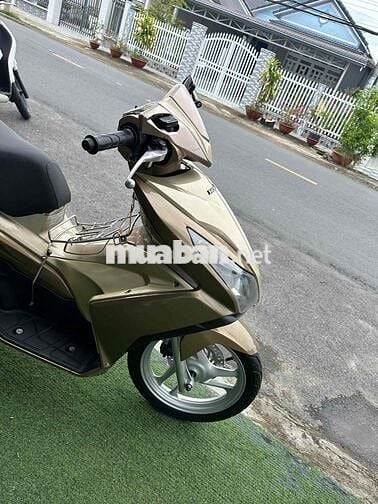 Honda Air Blade 125 ( góp cần cccd không nợ xấu )
