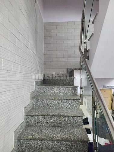 Nhà quá ngon 20m ra MT Bình Long, Tân Phú, 85m2, 2 tầng chỉ hơn 5 tỷ