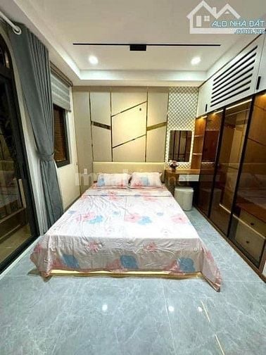 Bán nhà ngay Út Tịch, Tân Bình. Giá 2 tỷ 810tr, DT: 80m2, Sổ Riêng, 