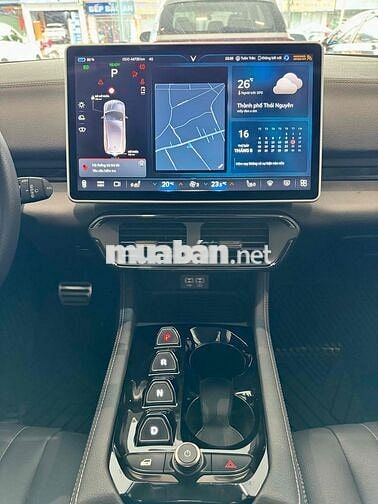VinFast VF8 2023 Eco - 26000 km