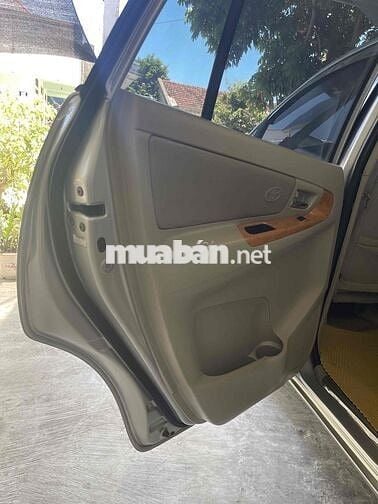Toyota Innova 2010 G - 150000 km rin