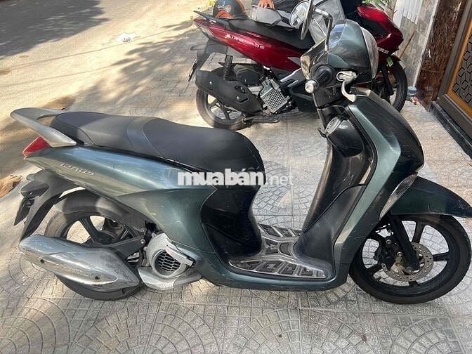 bán lại xe máy Janus đang đi như hình