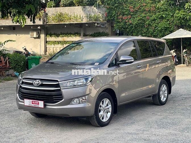 Toyota Innova 2.0E MT 2017 Siêu lướt 22.300Km