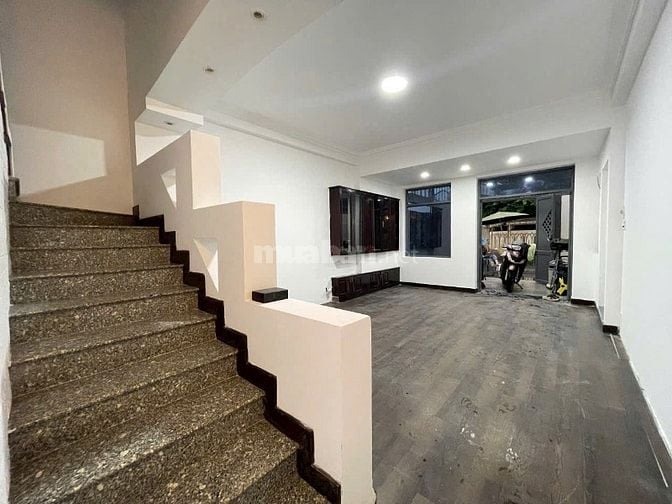 Nhà 4 lầu đẹp Cao cấp Mặt tiền kinh doanh Trần Hữu Trang, P11, Q.PN