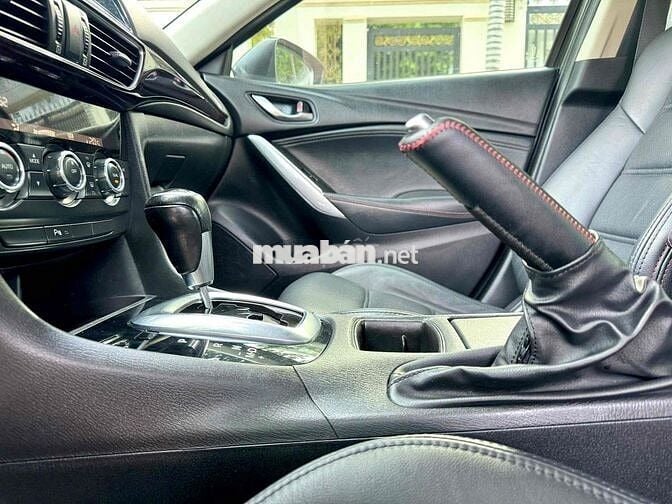 MAZDA 6 2.0AT sx 2015. GĐ đi ít, chất xe đẹp