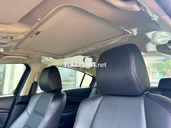 MAZDA 6 2.0AT sx 2015. GĐ đi ít, chất xe đẹp