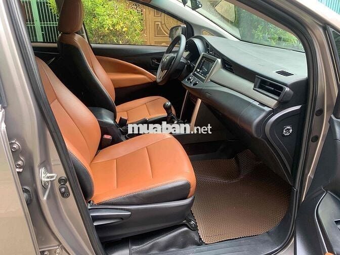 BÁN XE TOYOTA INNOVA 2.0E SX 2018 SỐ SÀN