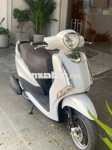 Xe đẹp máy êm ái mạnh mẽ nhé các bạn ơi