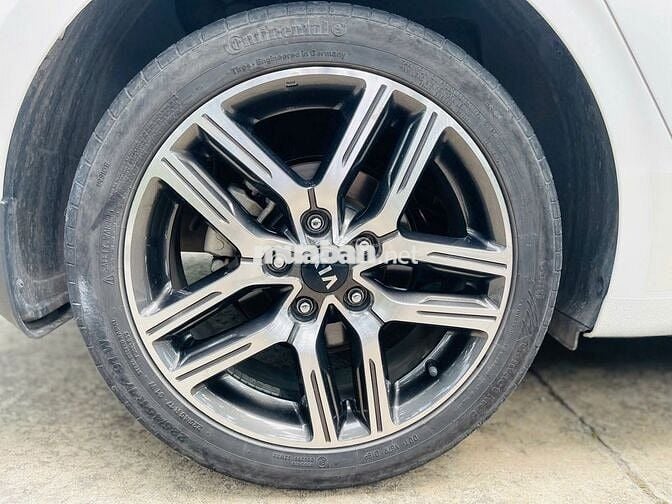 Kia Cerato 2019 1.6 AT Luxury -1 chủ chuẩn 5,8 vạn
