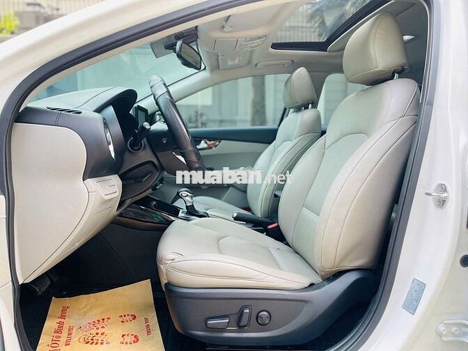 Kia Cerato 2019 1.6 AT Luxury -1 chủ chuẩn 5,8 vạn