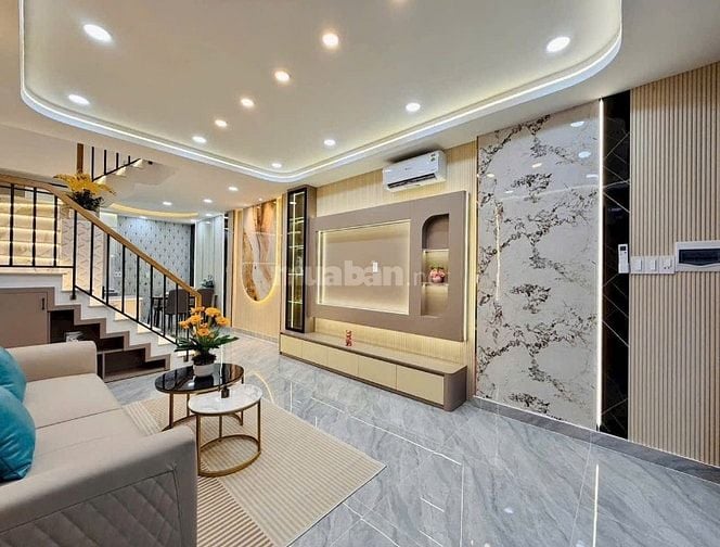 Cô Tư cần bán nhà Cô Giang - Quận Phú Nhuận / 65.2m2 / Giá 2 Tỷ 580