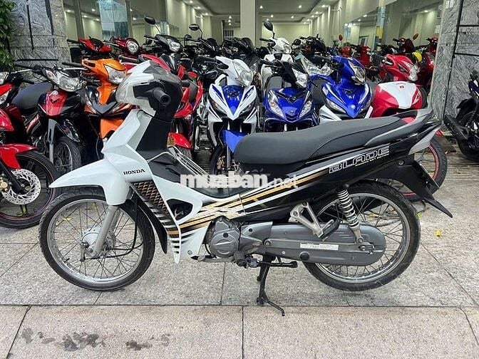 Honda wave black 2017 mới 90% biển số thành phố