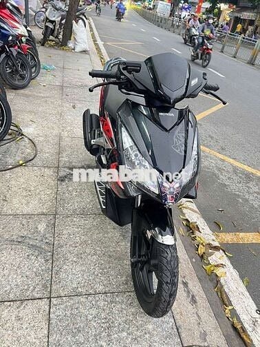 Air blade thái Fi 2011 zin nguyên bản mới 90% Bstp