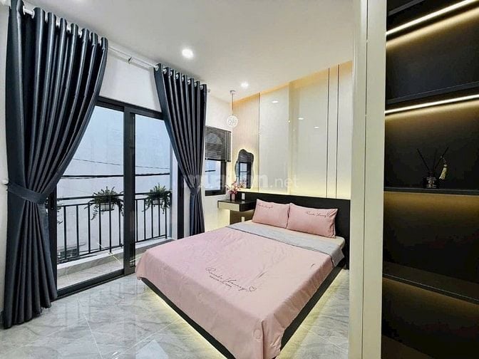 Cô Tư cần bán nhà Cô Giang - Quận Phú Nhuận / 65.2m2 / Giá 2 Tỷ 580
