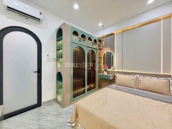 Cô Tư cần bán nhà Cô Giang - Quận Phú Nhuận / 65.2m2 / Giá 2 Tỷ 580
