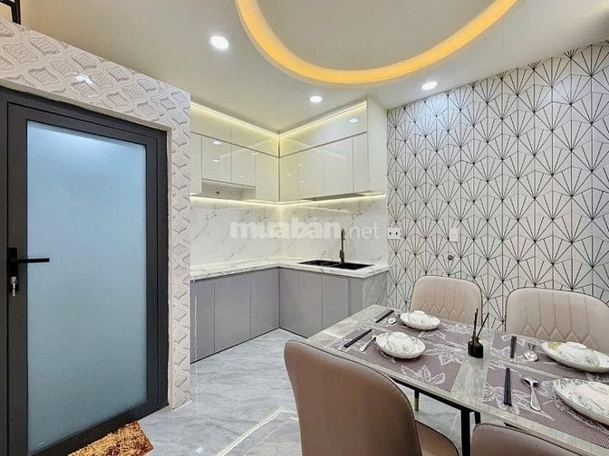 Cô Tư cần bán nhà Cô Giang - Quận Phú Nhuận / 65.2m2 / Giá 2 Tỷ 580