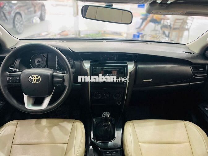 Toyota Fortuner 2017 2.4G 4x2 MT