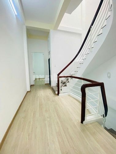 Bán Nhà HXH cạnh mặt tiền đường Nguyễn Xí, Bình Thạnh,SHR nhỉnh 6tỷ TL