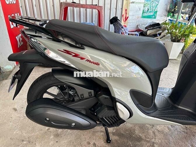 cần bán xe sh mode 2024 odo 2.000km