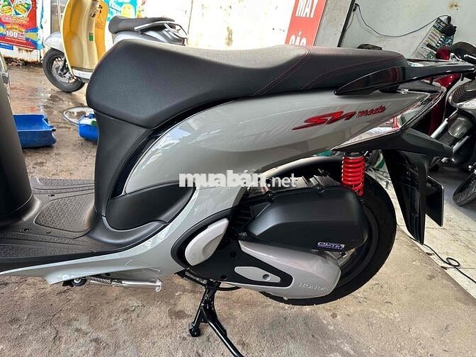 cần bán xe sh mode 2024 odo 2.000km
