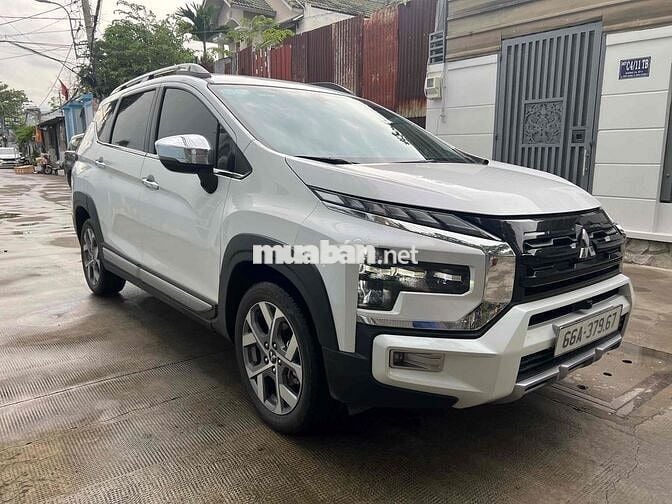 Mitsubishi Xpander Cross phiên bản cao cấp 2025