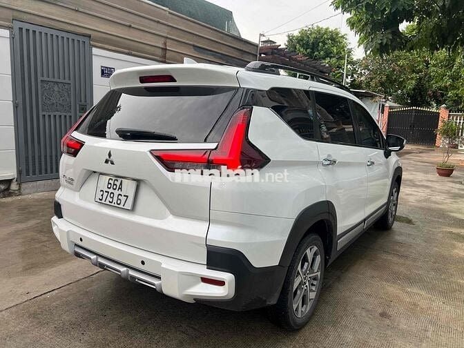 Mitsubishi Xpander Cross phiên bản cao cấp 2025