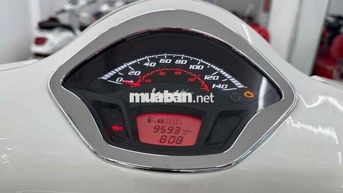 Gts 300 Môt chủ mua mới Tháng 5/2021 odo 9.500km
