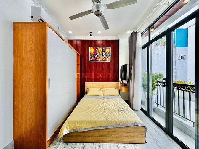 3,85 TỶ CÓ NGAY NHÀ GẦN SÂN BAY TSN. 1T2L 48M2, ĐƯỜNG 6M. 0964463720