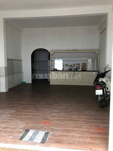 Cho thuê nhà đường Nguyễn Tri Phương, P9, Q10, ngang 5,2x11,5m