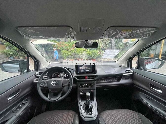 Toyota Avanza Premio 1.5CVT 2023 xe hãng bán
