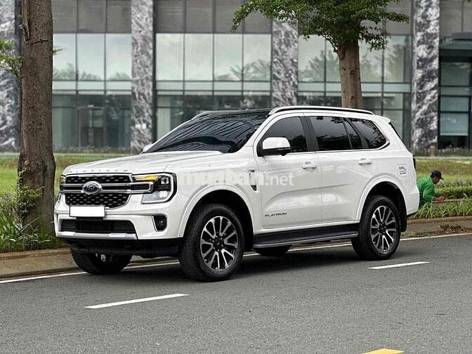 Ford Everest 2025 Platinum 2.0L 4x4 AT - 5000 km
