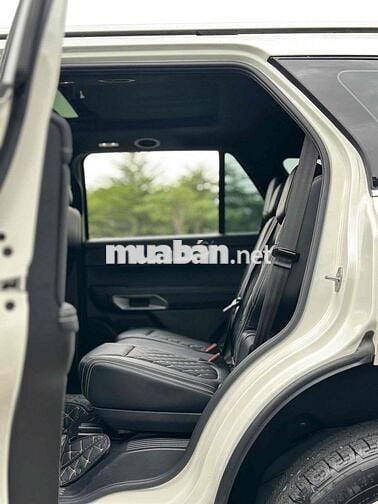 Ford Everest 2025 Platinum 2.0L 4x4 AT - 5000 km